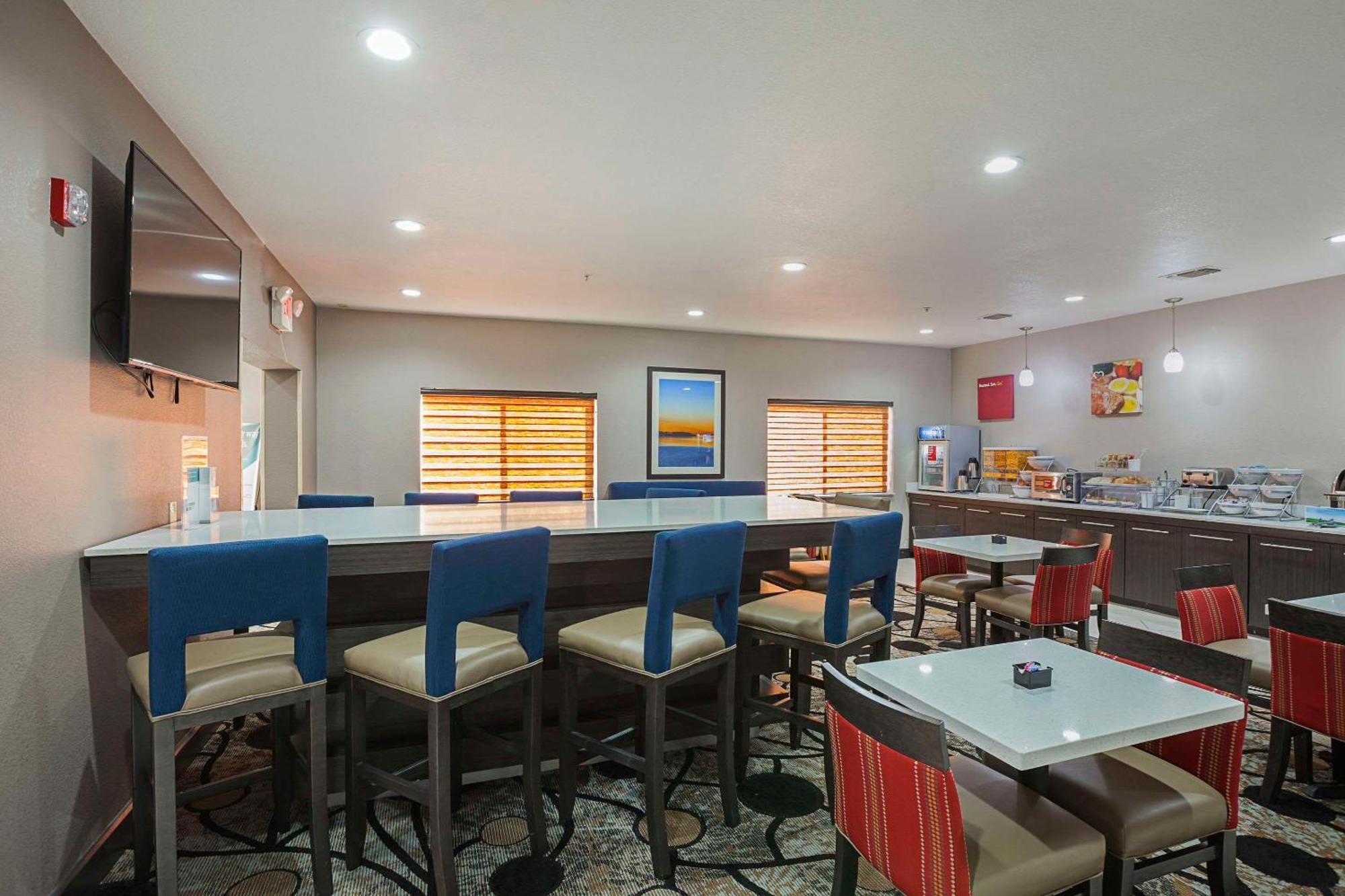 Comfort Suites Lewisville Bagian luar foto