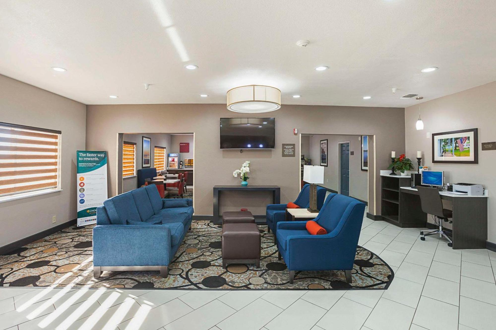 Comfort Suites Lewisville Bagian luar foto