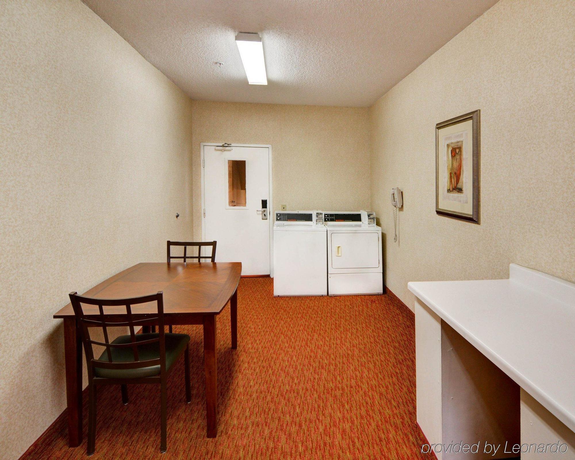 Comfort Suites Lewisville Bagian luar foto