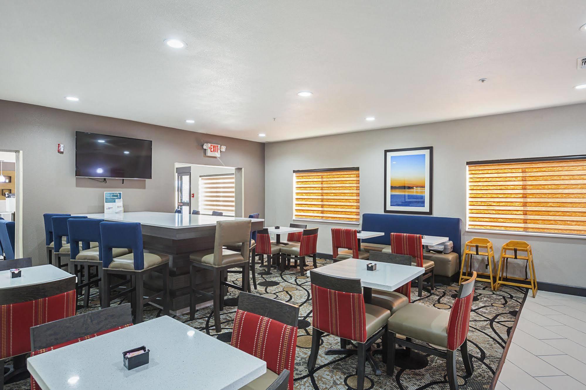 Comfort Suites Lewisville Bagian luar foto